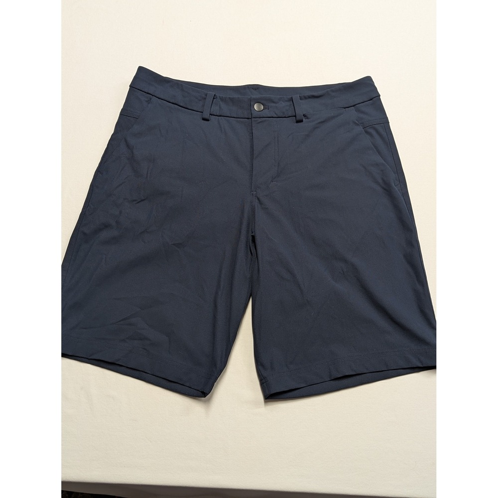 Lululemon Mens Commission Shorts Navy Blue Tech Chino Golf 9 Inch Inseam Size 36